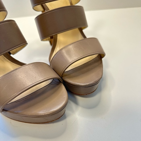 Coach Bertta Taupe Leather Platform Heels – Size 7B - Picture 7 of 8